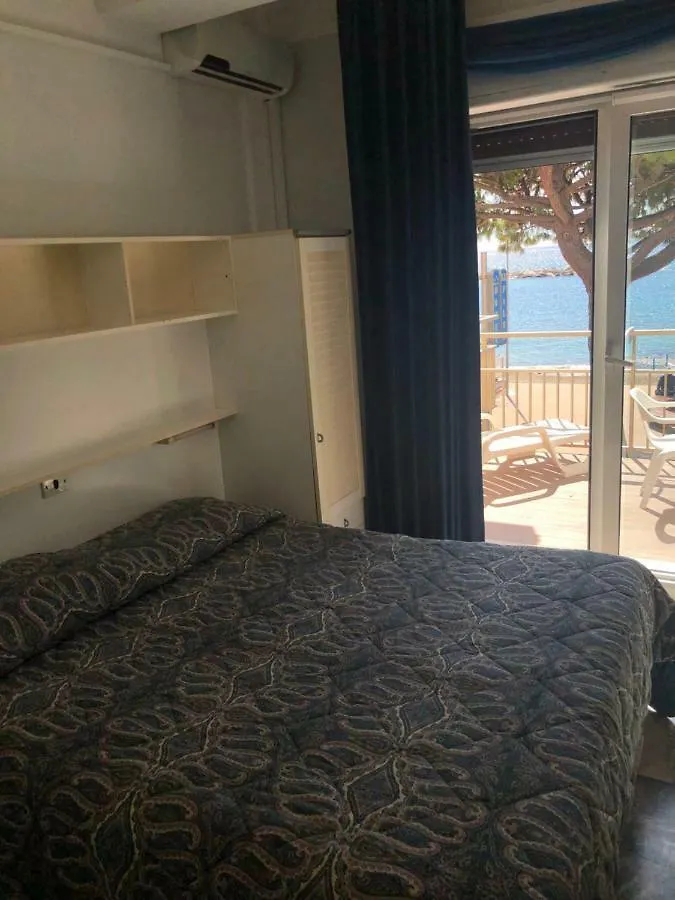 Hotel Le Palme San Bartolomeo Al Mare Cervo